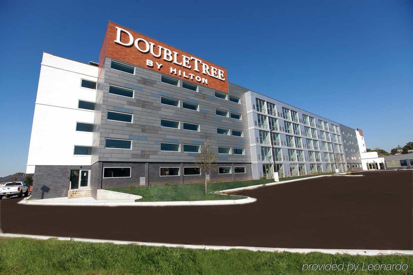 Doubletree By Hilton Omaha Southwest, Ne Otel Dış mekan fotoğraf